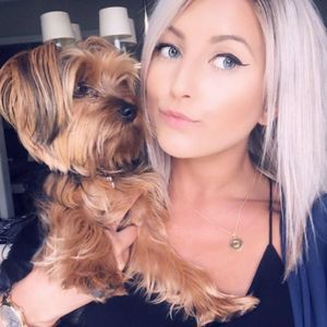 Meet your Posher, Candace